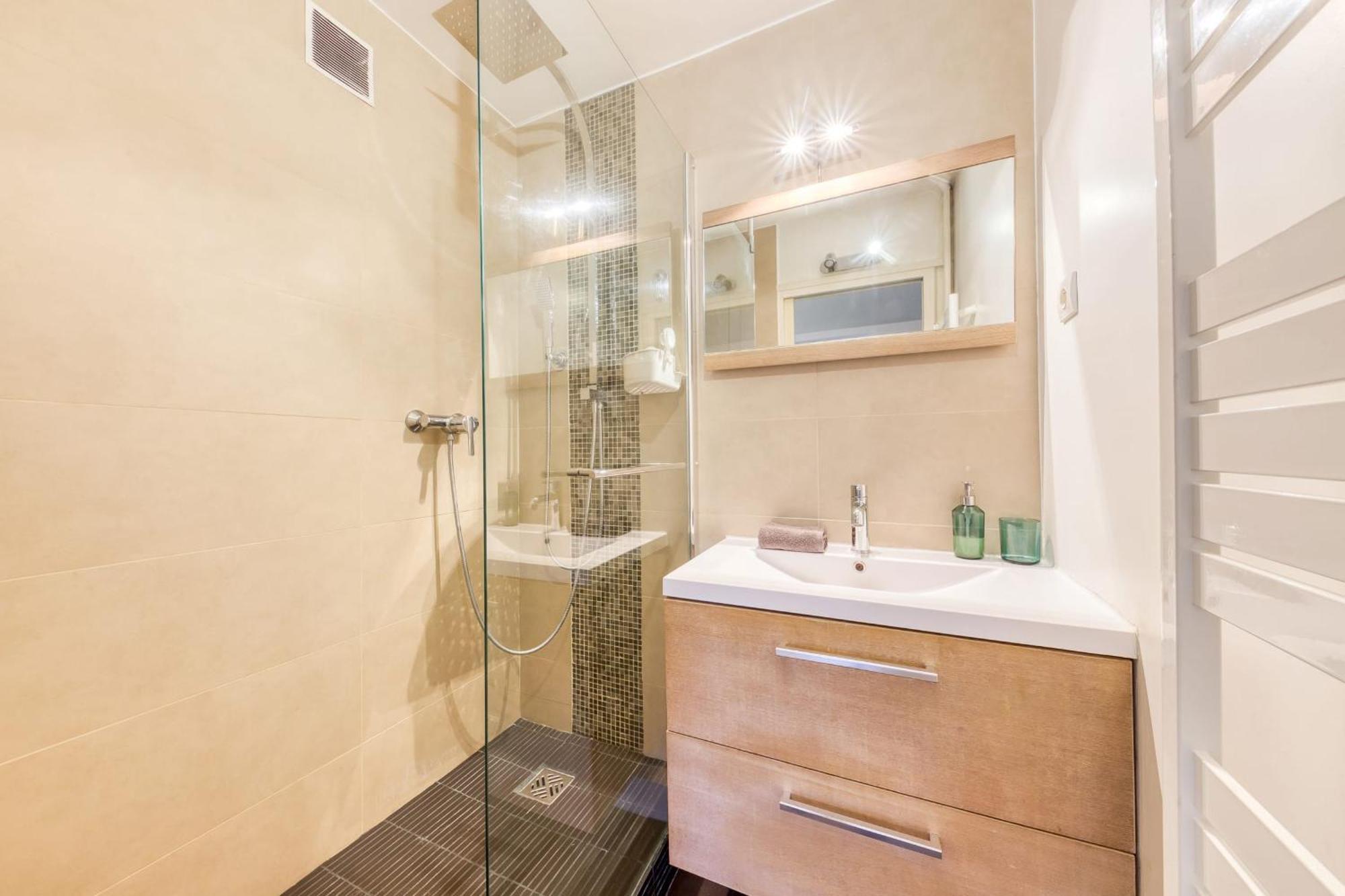 Grand Appartement Spacieux - Proche Paris Sevr Dış mekan fotoğraf