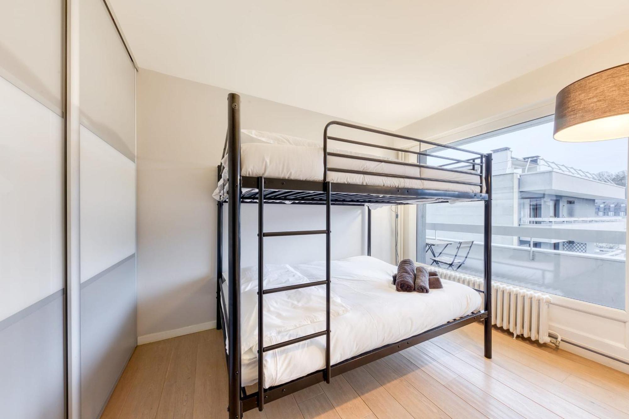 Grand Appartement Spacieux - Proche Paris Sevr Dış mekan fotoğraf