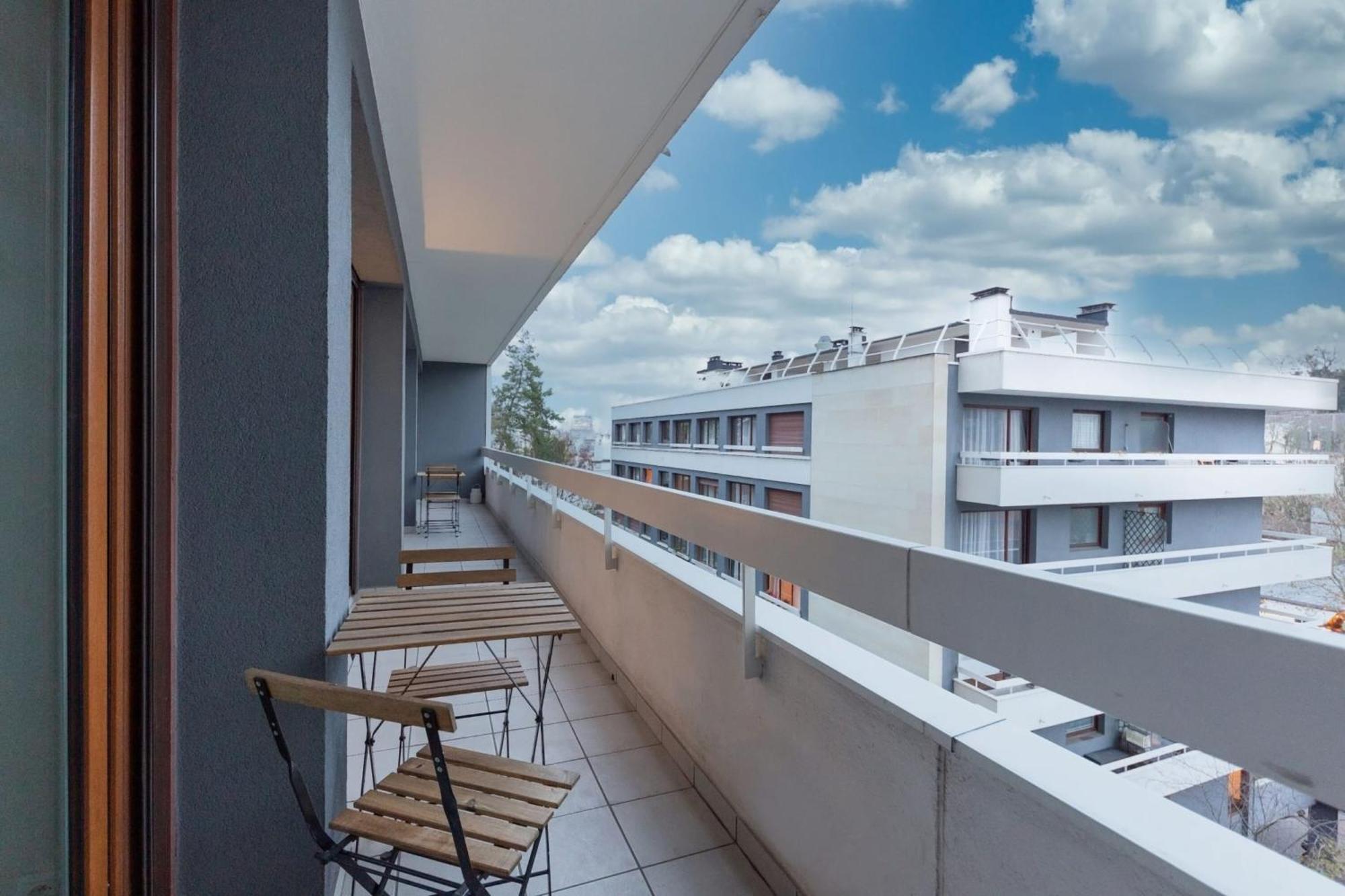 Grand Appartement Spacieux - Proche Paris Sevr Dış mekan fotoğraf